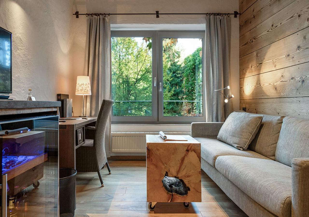 Hotel Land Gut Hoehne Mettmann Eksteriør billede