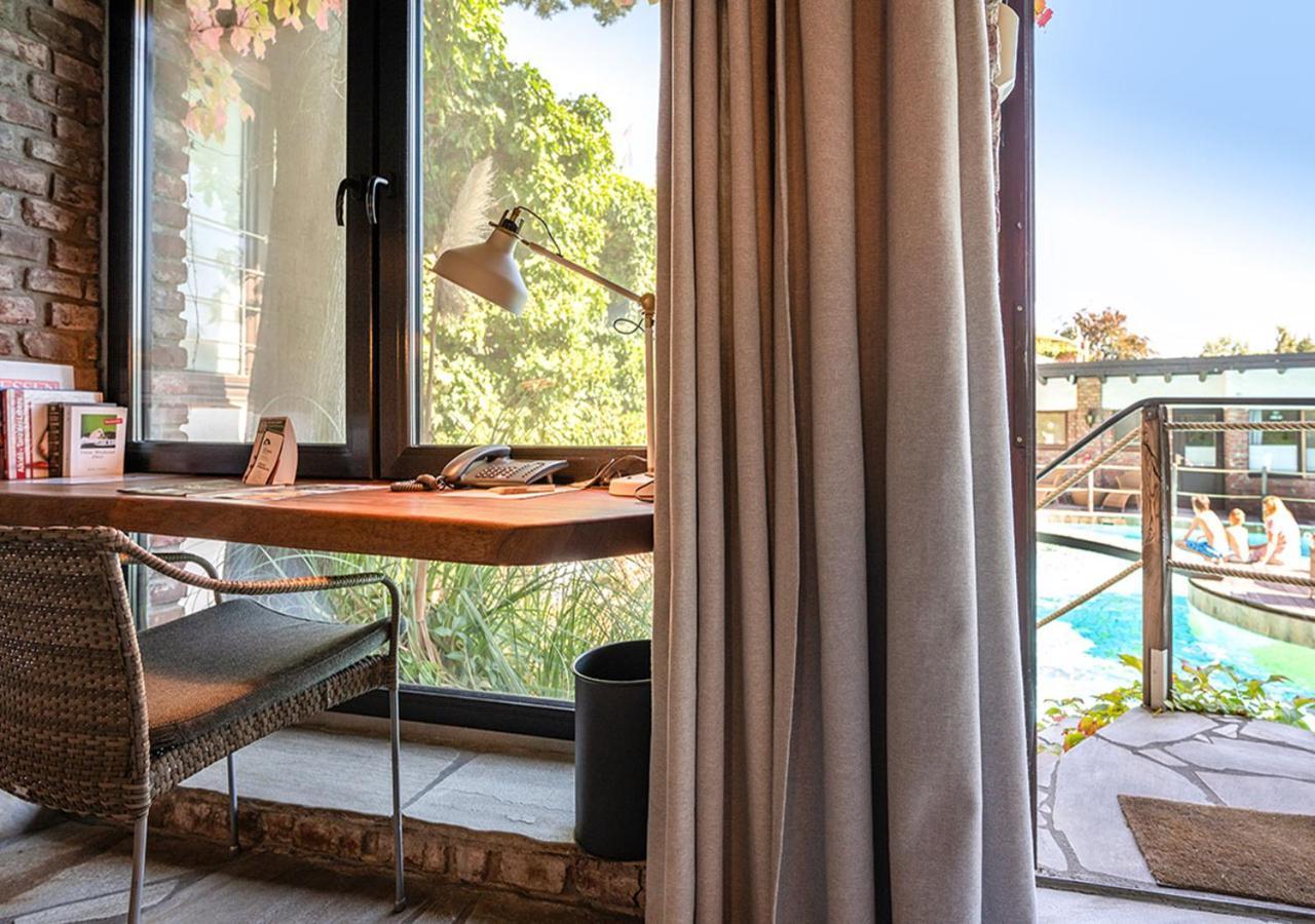 Hotel Land Gut Hoehne Mettmann Eksteriør billede