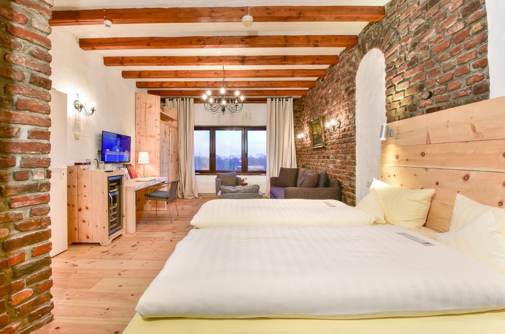 Hotel Land Gut Hoehne Mettmann Eksteriør billede